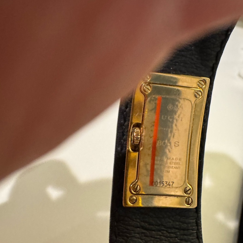 Woman Gucci Black Leather Strap - Picture 4 of 9